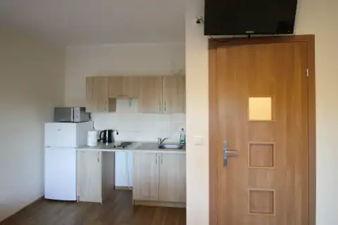 Pokoje pracownicze Swarzędz - foto 100